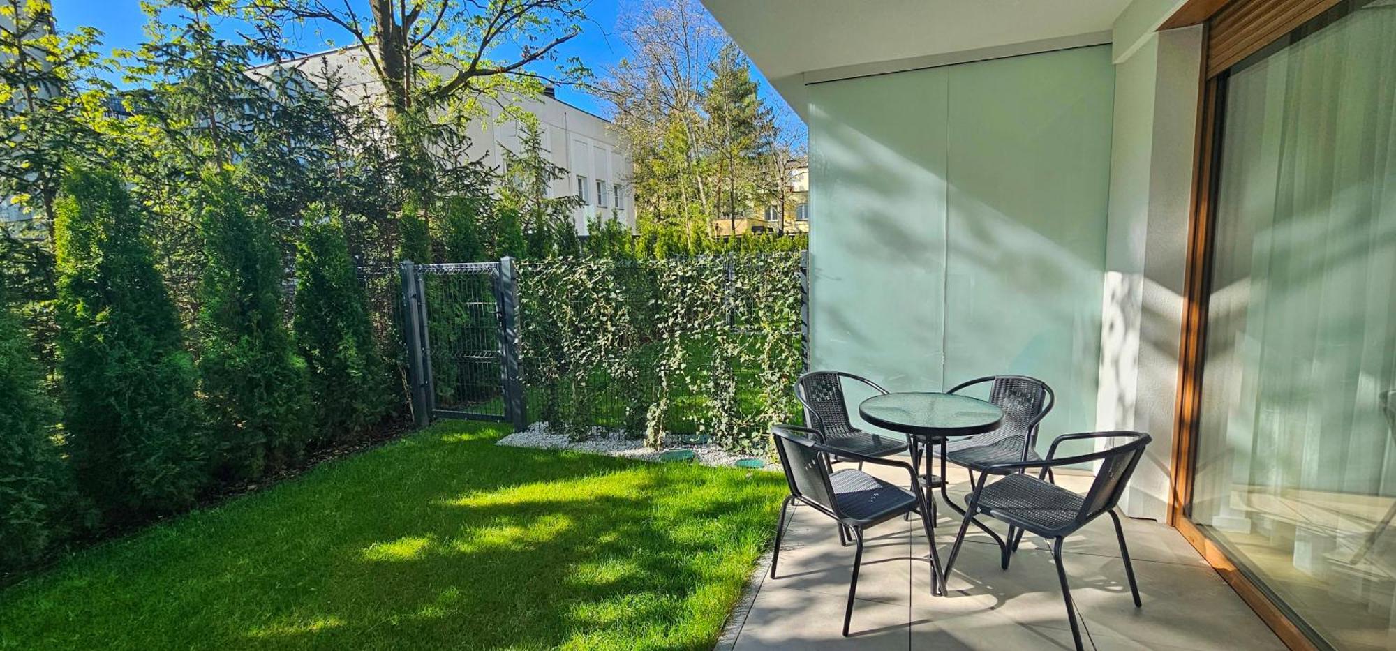 Apartament Whiteblue Kolobrzeg Z Duzym Ogrodkiem - 100 M Od Plazy! Whiteblue Kolberg Apartment Mit Grossem Garten - 100 M Vom Strand Entfernt! Whiteblue Kolobrzeg Apartman S Velkou Zahradou - 100 M Od Plaze! Exterior foto